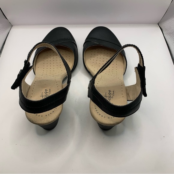 Clarks Women's Valarie Rally Mary Jane Pump Black Leather size 7.5M 031524 - Picture 7 of 10